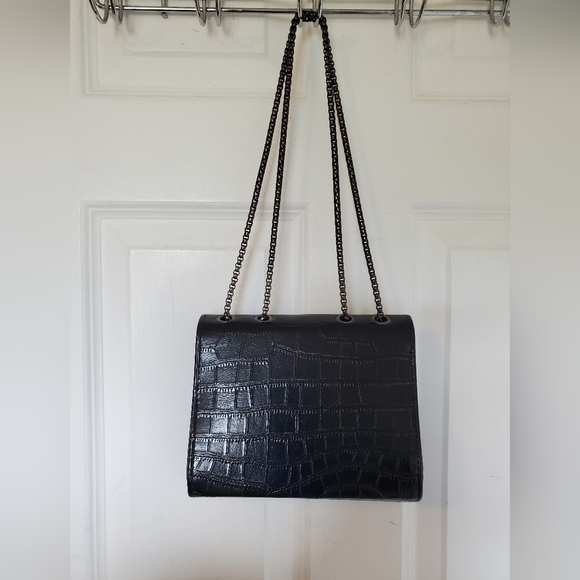 Mini Croc Embossed Chain Crossbody Shoulder Bag - Picture 4 of 12